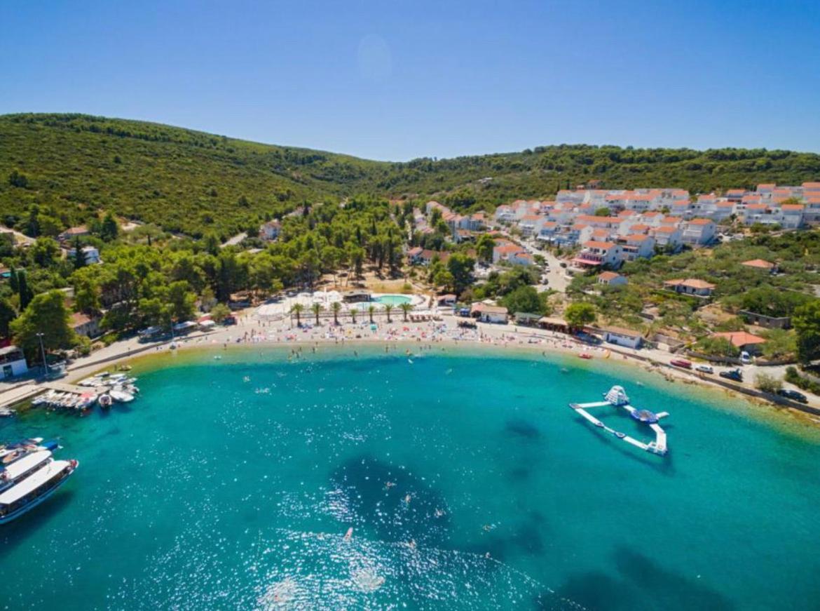Apartman Ylli Nečujam المظهر الخارجي الصورة