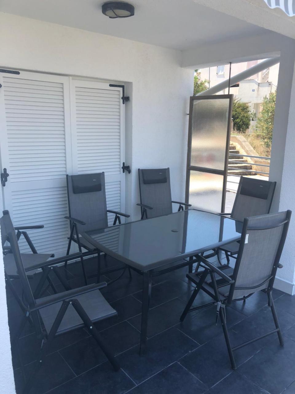 Apartman Ylli Nečujam المظهر الخارجي الصورة