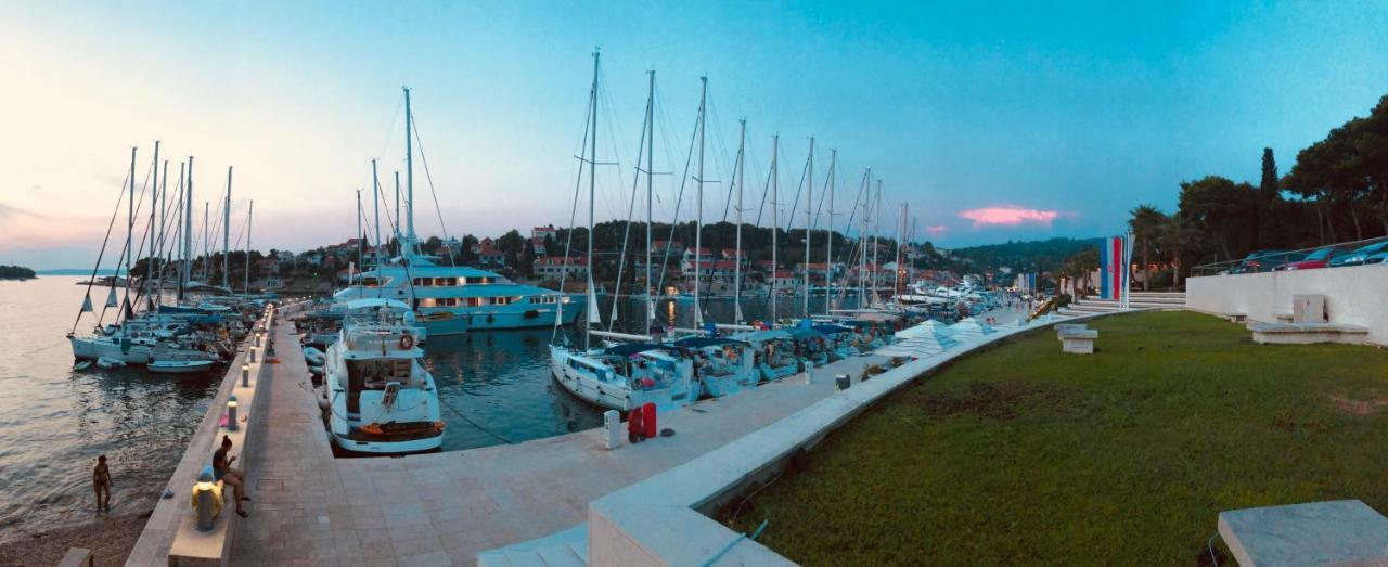 Apartman Ylli Nečujam المظهر الخارجي الصورة